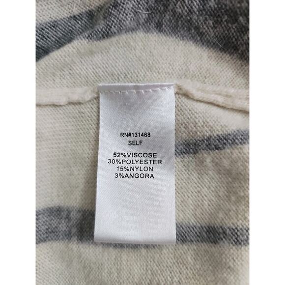 Fate~Woma Sz. M~Off-Whire/Gray Zebra Animal Print Boat Neck Sweater Angora Blend - Picture 4 of 13